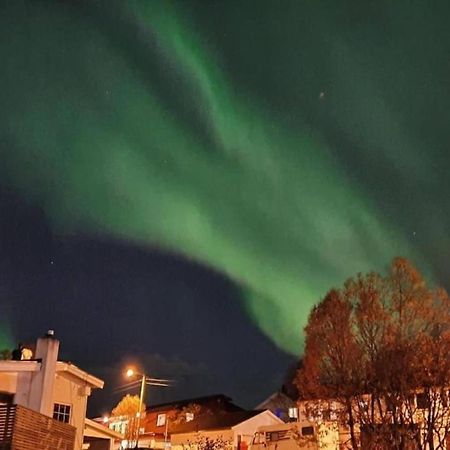 Warm And Cozy Apartment With Panoramic View Above The City Center Tromso Exterior photo